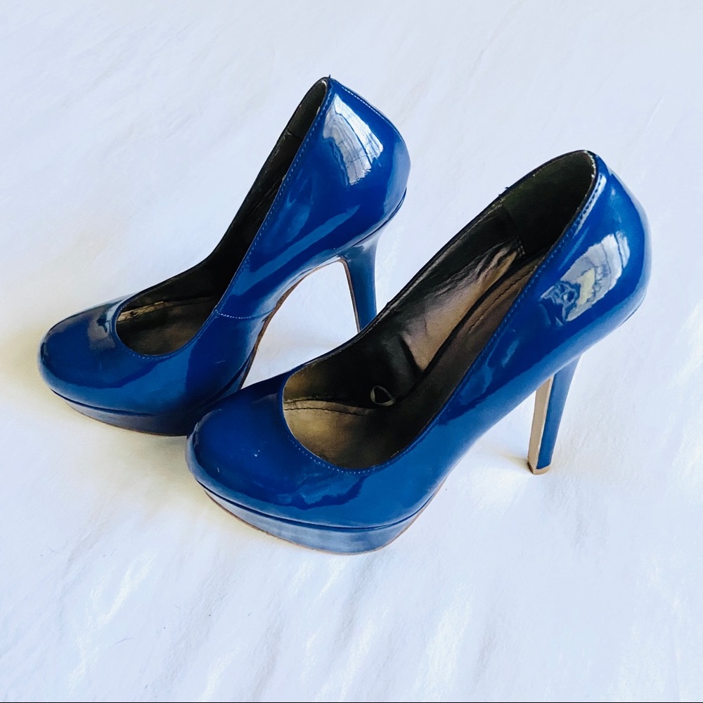 Forever 21 - Blue Heels - Size 7.5